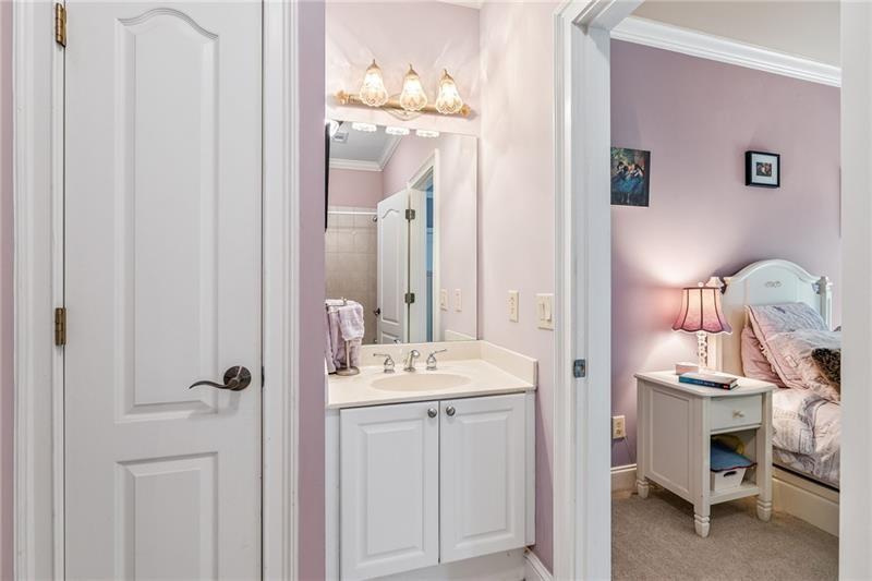 221 Allmond Lane Alpharetta GA 30004