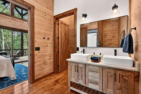 255 Sunrock Mountain Road Blue Ridge GA 30513