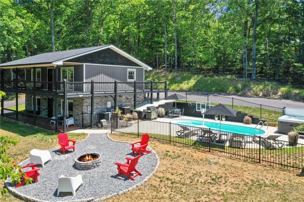 45 Sun Valley Mineral Bluff GA 30559