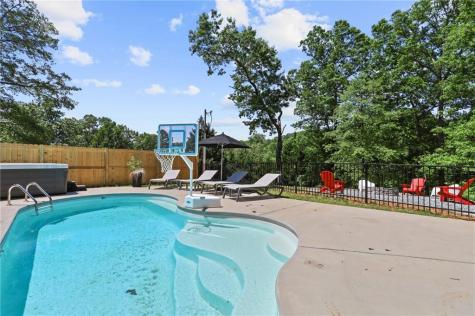 45 Sun Valley Mineral Bluff GA 30559