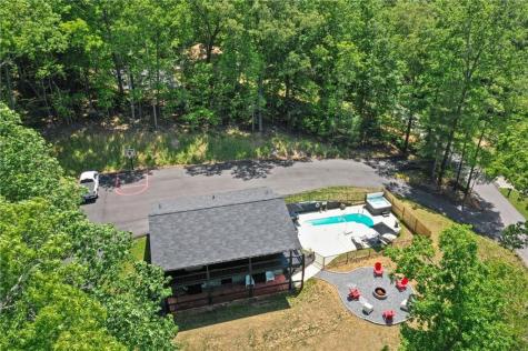 45 Sun Valley Mineral Bluff GA 30559