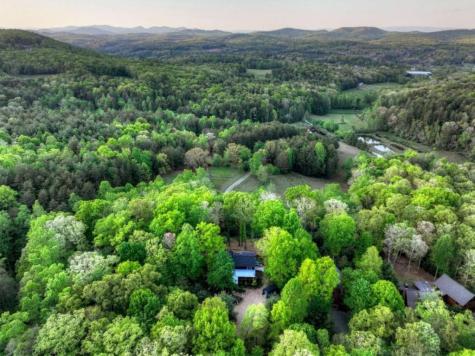 329 Robinson Thomas Road Morganton GA 30560