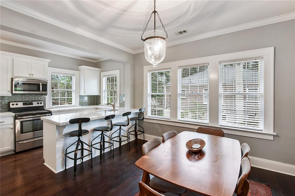 1847 Walker Avenue Atlanta GA 30337