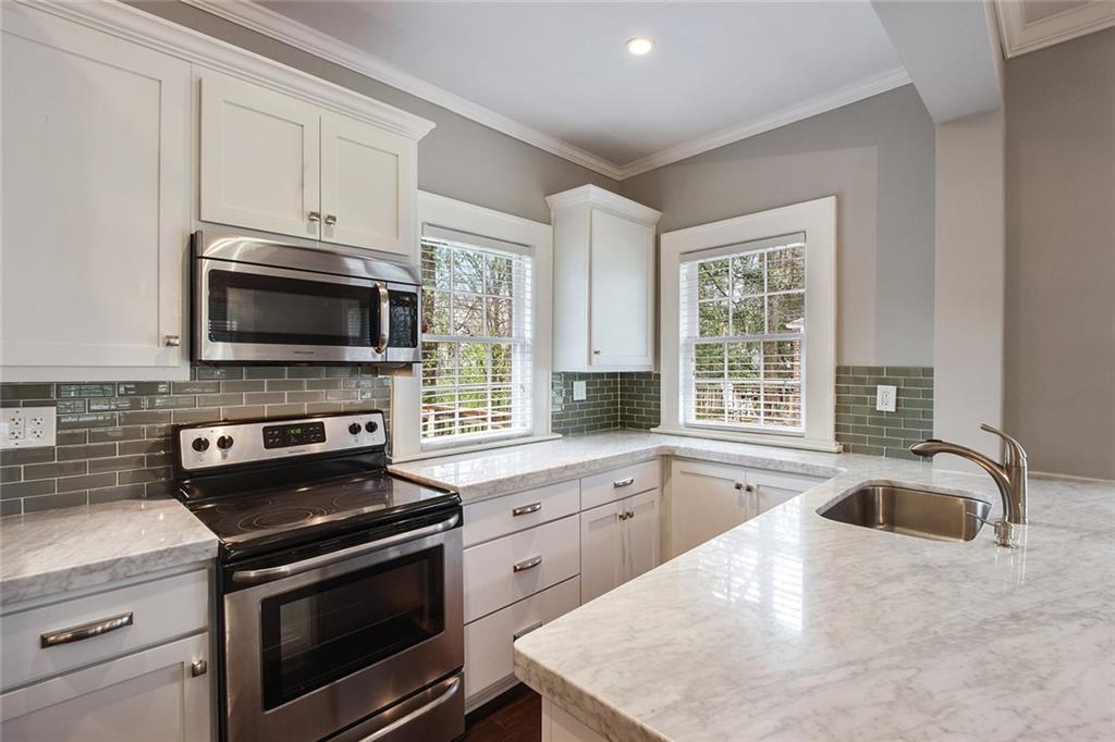 1847 Walker Avenue Atlanta GA 30337