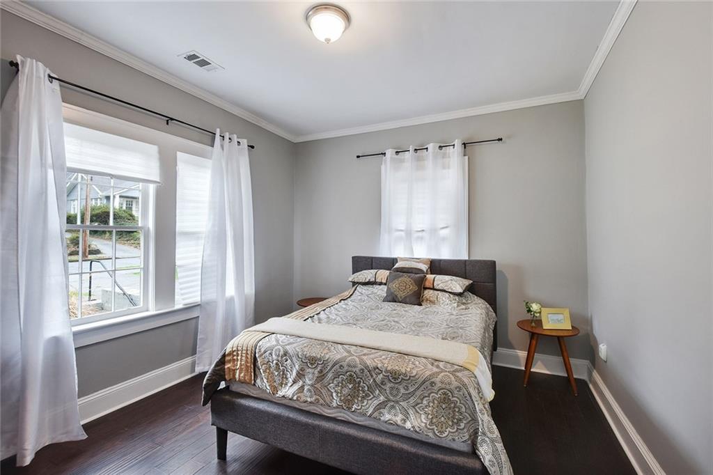 1847 Walker Avenue Atlanta GA 30337