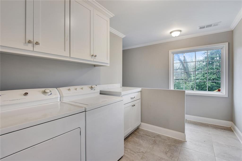 1847 Walker Avenue Atlanta GA 30337