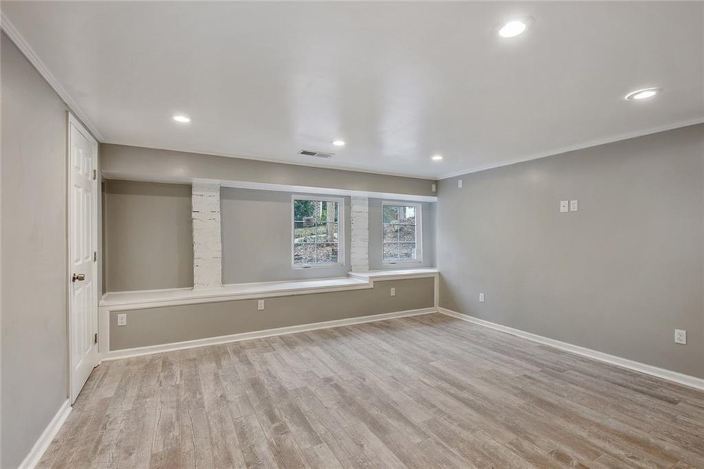 1847 Walker Avenue Atlanta GA 30337