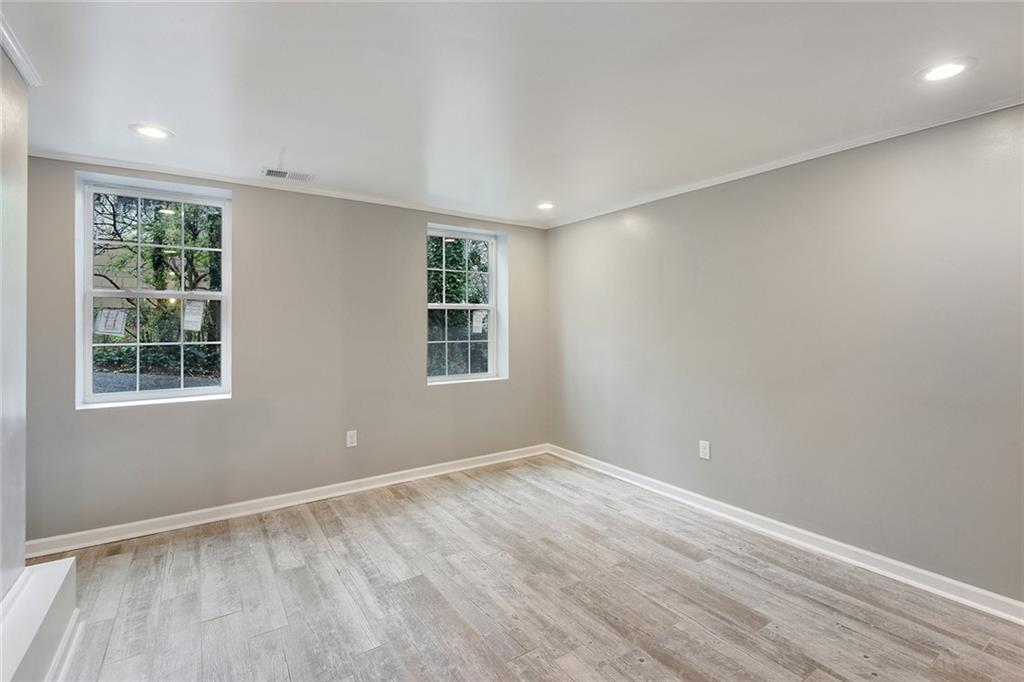 1847 Walker Avenue Atlanta GA 30337