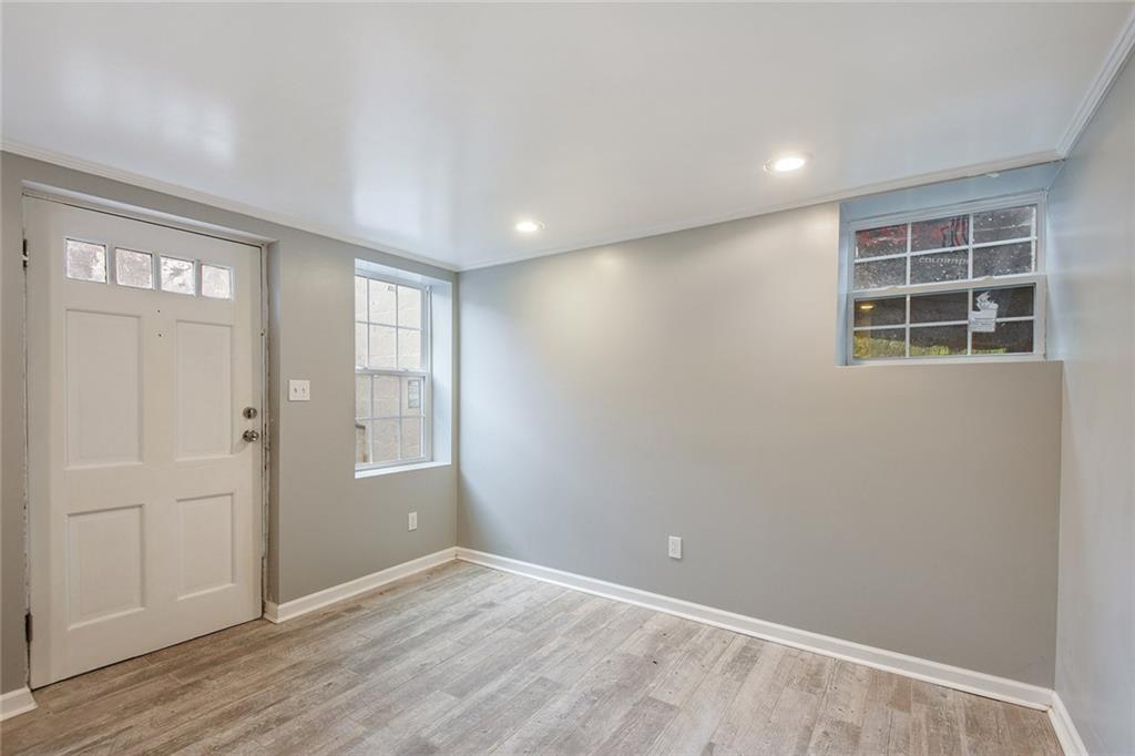 1847 Walker Avenue Atlanta GA 30337