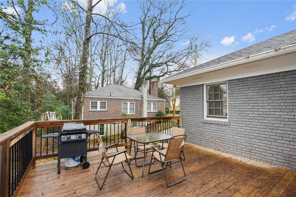 1847 Walker Avenue Atlanta GA 30337