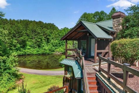 24 Twin Lakes Road Blue Ridge GA 30513