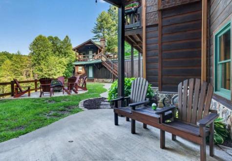 24 Twin Lakes Road Blue Ridge GA 30513