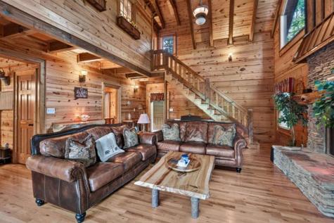 24 Twin Lakes Road Blue Ridge GA 30513