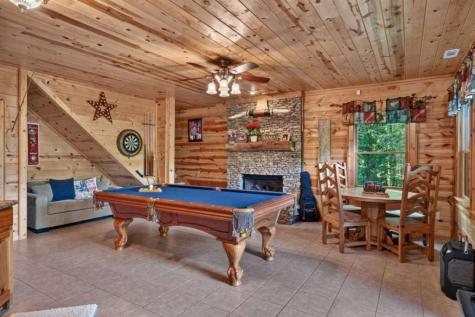 24 Twin Lakes Road Blue Ridge GA 30513