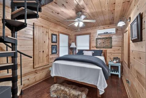 24 Twin Lakes Road Blue Ridge GA 30513