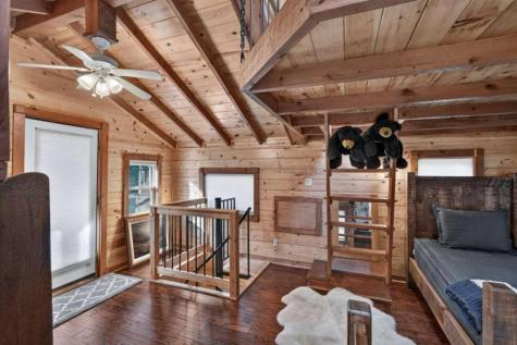 24 Twin Lakes Road Blue Ridge GA 30513