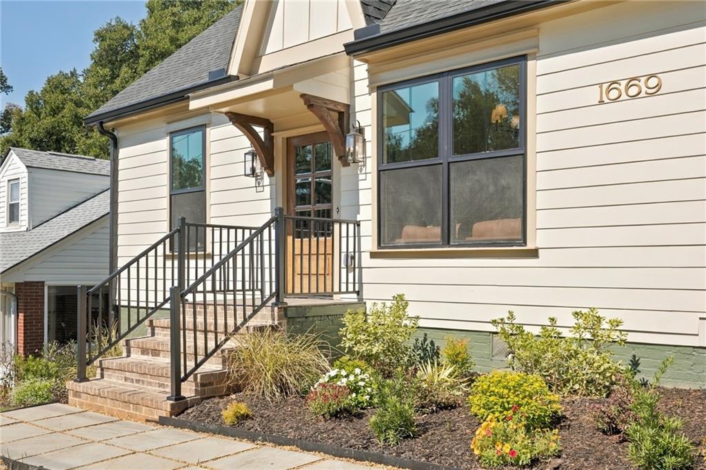 1669 Beecher Street SW Atlanta GA 30310