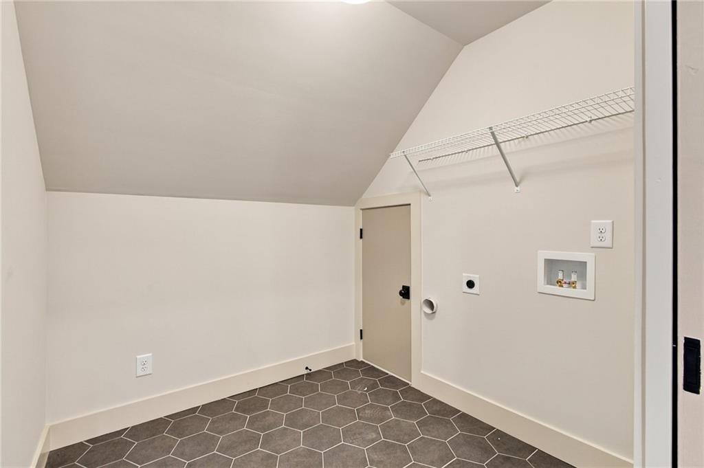 1669 Beecher Street SW Atlanta GA 30310