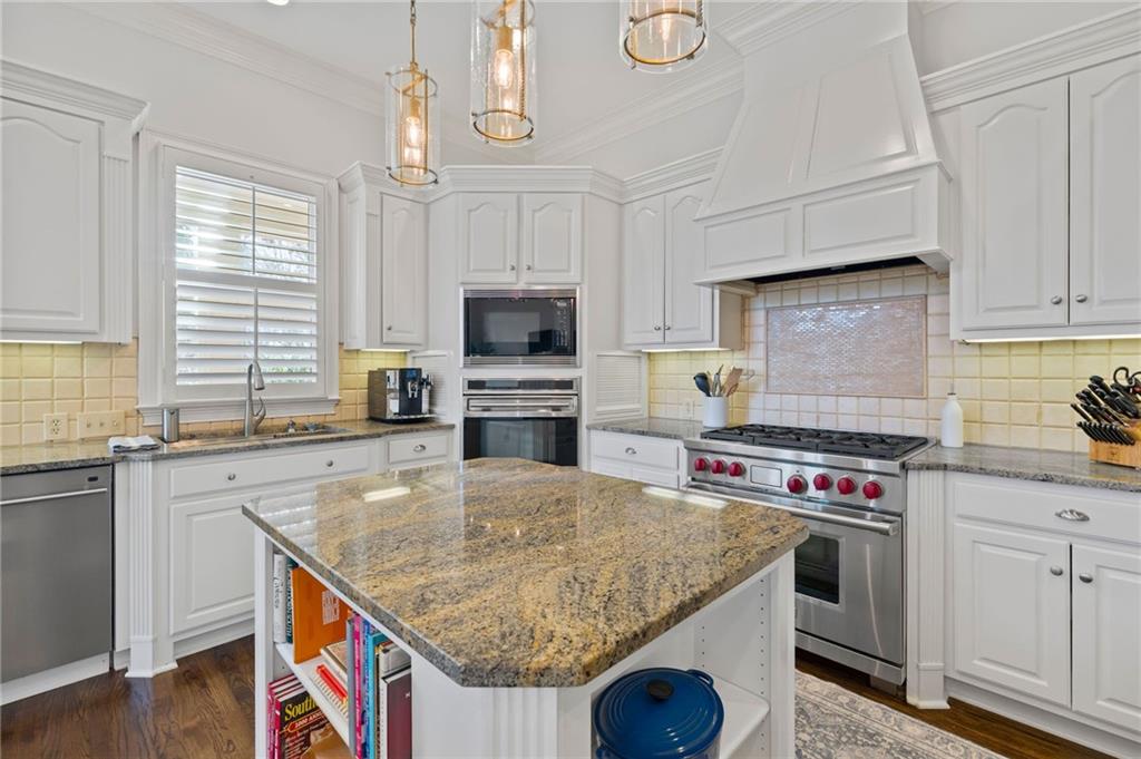 517 Gramercy Drive NE Marietta GA 30068