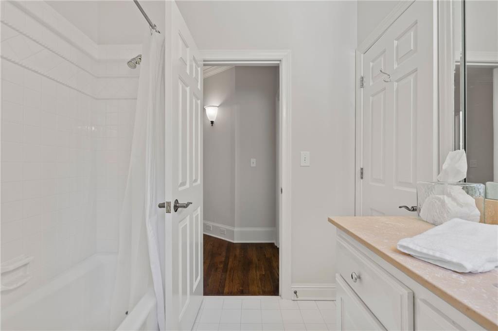 517 Gramercy Drive NE Marietta GA 30068