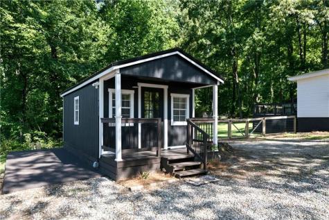 467 Sanders Street Clarkesville GA 30523
