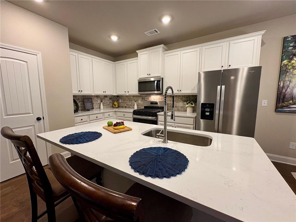 1007 Lakeview Oaks Court Grayson GA 30017