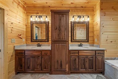 460 Wikle Drive Ellijay GA 30540