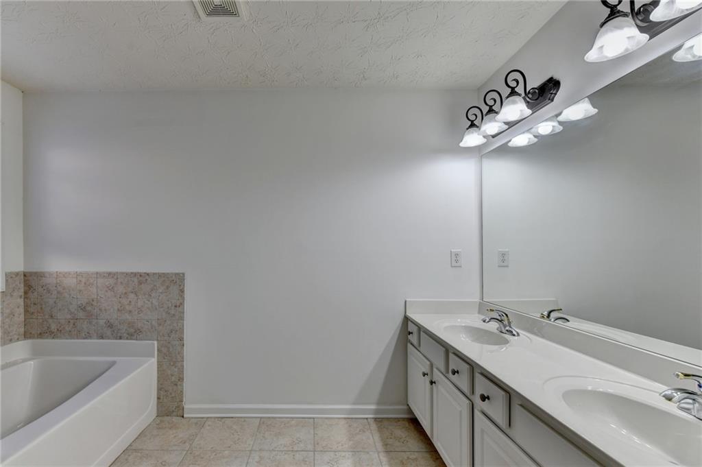 499 Bellbrook Lane Lawrenceville GA 30045