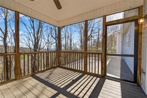 294 Hillcrest Heights Cornelia GA 30531