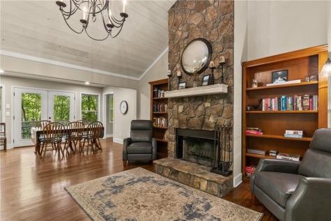 42 Oak Morris Ridge Jasper GA 30143
