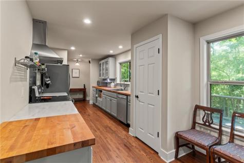 42 Oak Morris Ridge Jasper GA 30143