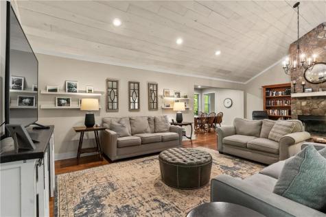 42 Oak Morris Ridge Jasper GA 30143
