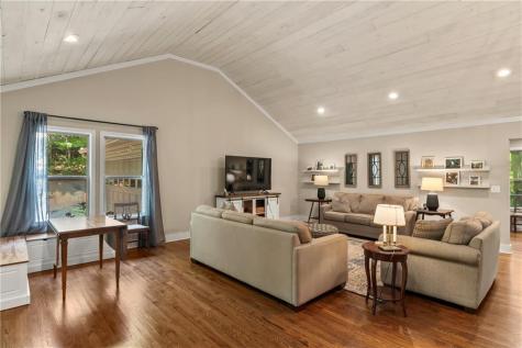 42 Oak Morris Ridge Jasper GA 30143