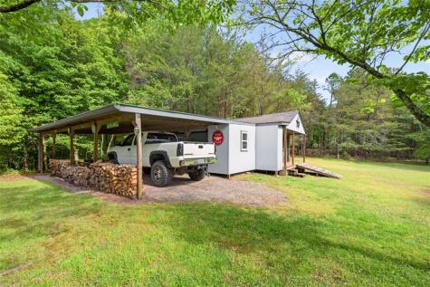 195 Phillips Drive Cleveland GA 30528