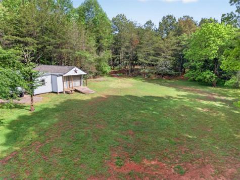 195 Phillips Drive Cleveland GA 30528