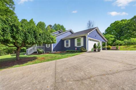 195 Phillips Drive Cleveland GA 30528