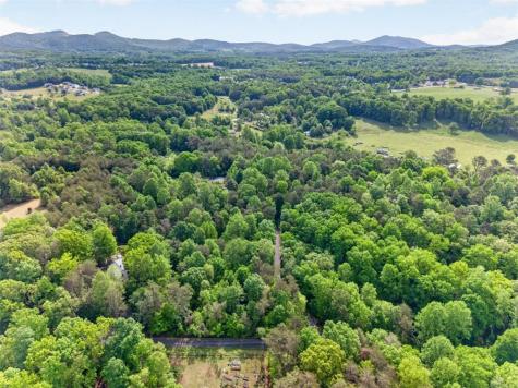 195 Phillips Drive Cleveland GA 30528