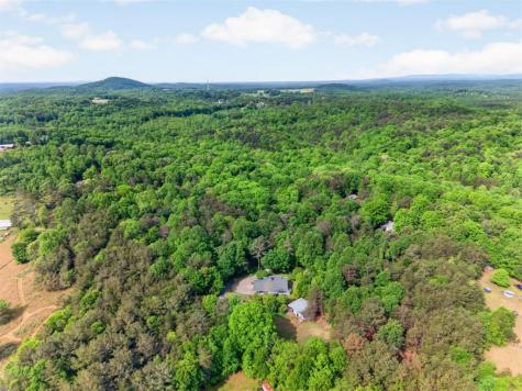 195 Phillips Drive Cleveland GA 30528