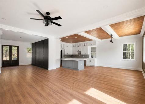150 Alte Bruecke Strasse Helen GA 30545