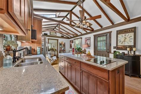 100 Wing Circle Ellijay GA 30536
