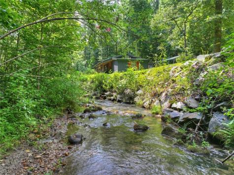 100 Wing Circle Ellijay GA 30536