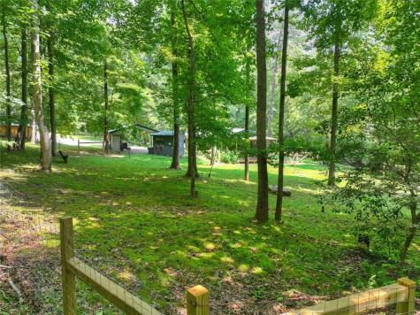 100 Wing Circle Ellijay GA 30536