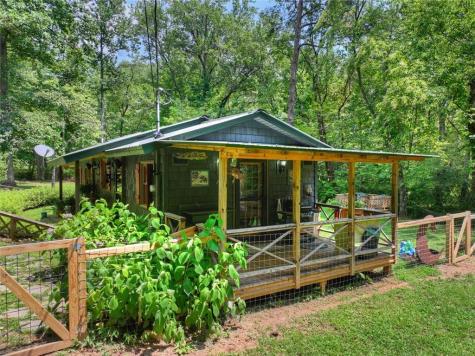 100 Wing Circle Ellijay GA 30536