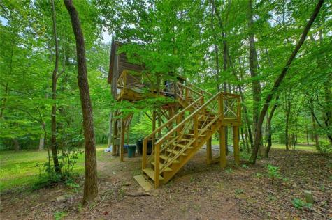 100 Wing Circle Ellijay GA 30536
