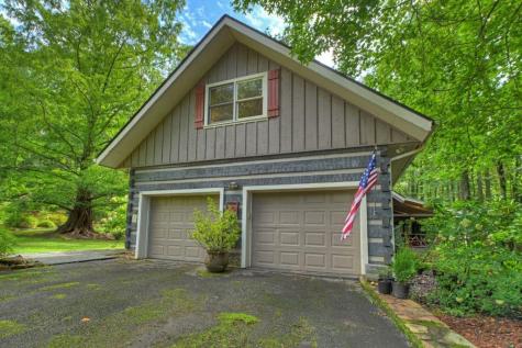 606 Johntown Road Ellijay GA 30536
