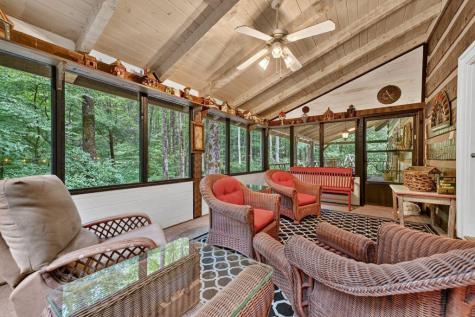 606 Johntown Road Ellijay GA 30536