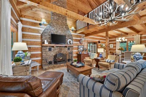 606 Johntown Road Ellijay GA 30536