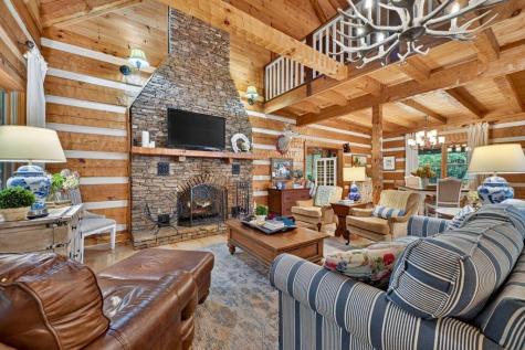606 Johntown Road Ellijay GA 30536