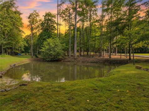 606 Johntown Road Ellijay GA 30536