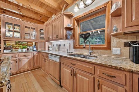 606 Johntown Road Ellijay GA 30536